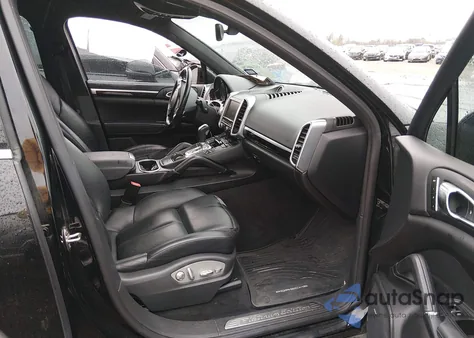 2014 Porsche Cayenne Diesel Platinum Edition z USA, uszkodzony, nr VIN WP1AF2A2XELA82564